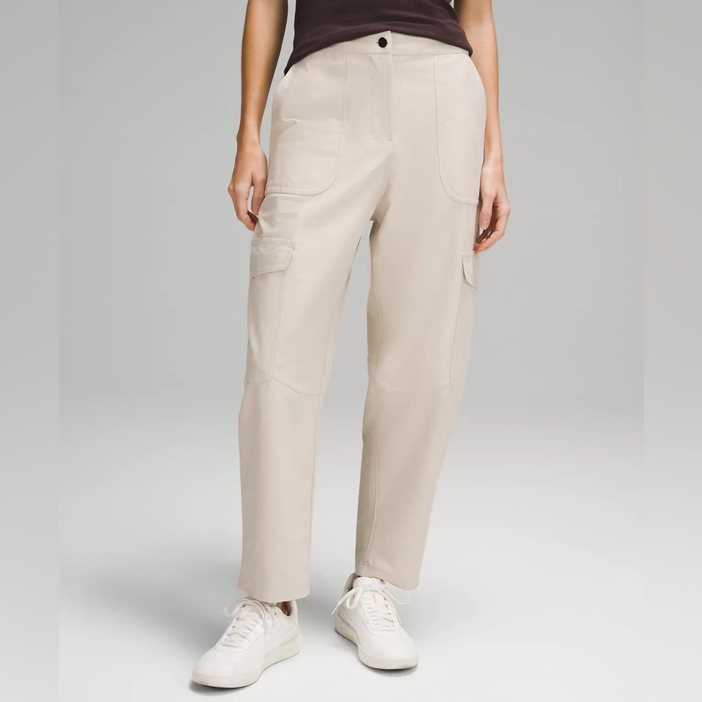 Light Utilitech Cargo Pocket High-Rise Pant